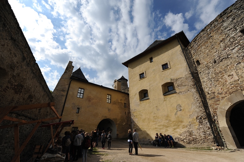 Nádvorie Ľubovnianskeho hradu